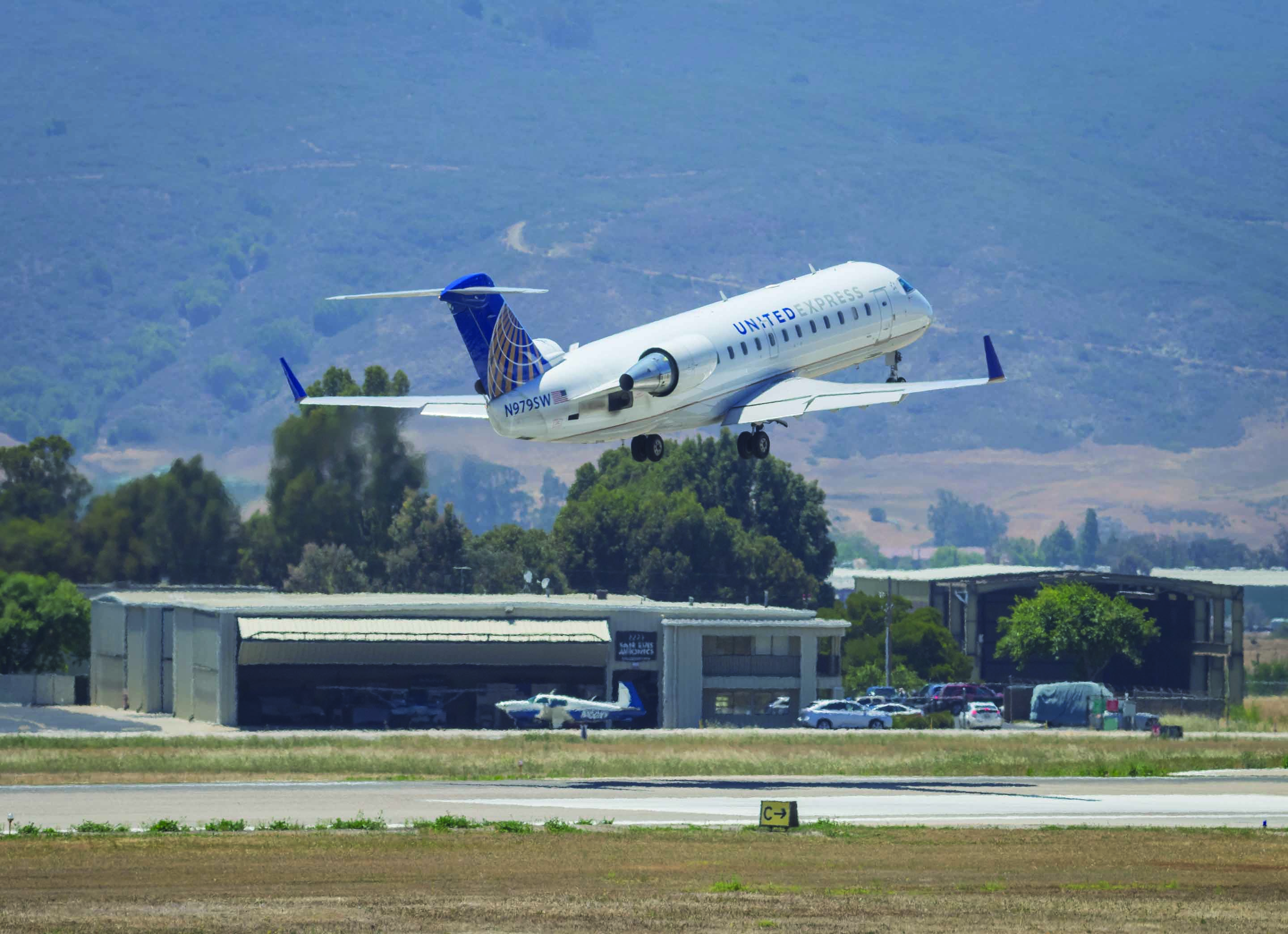 San Luis Obispo Airport Adding Nonstop Service To Denver Pacific   SLOAirport Web 